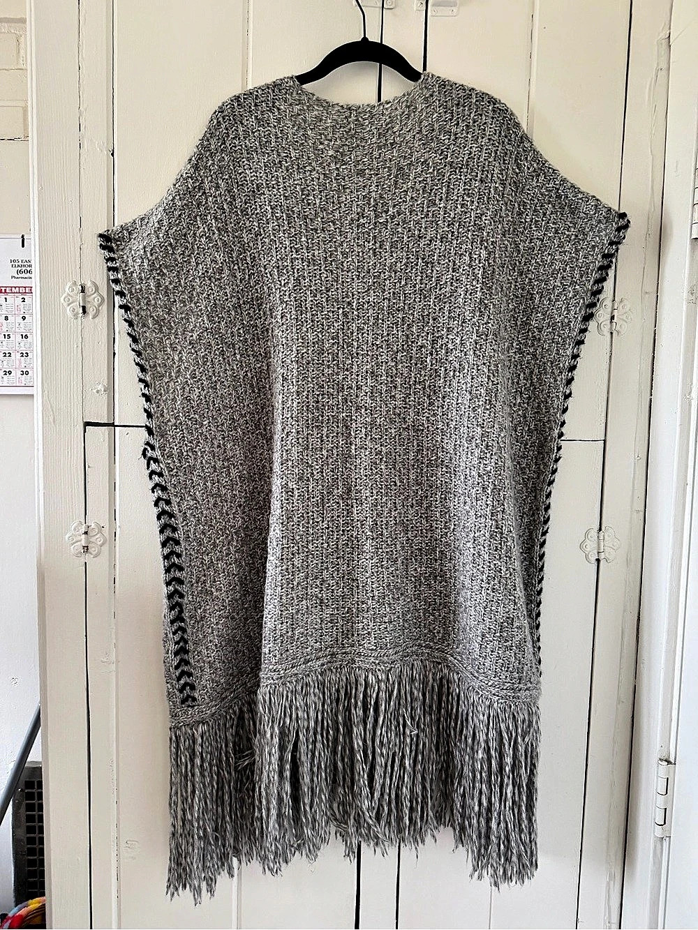 Topshop Knit Fringe Poncho Cape Gray Small - Picture 2 of 6